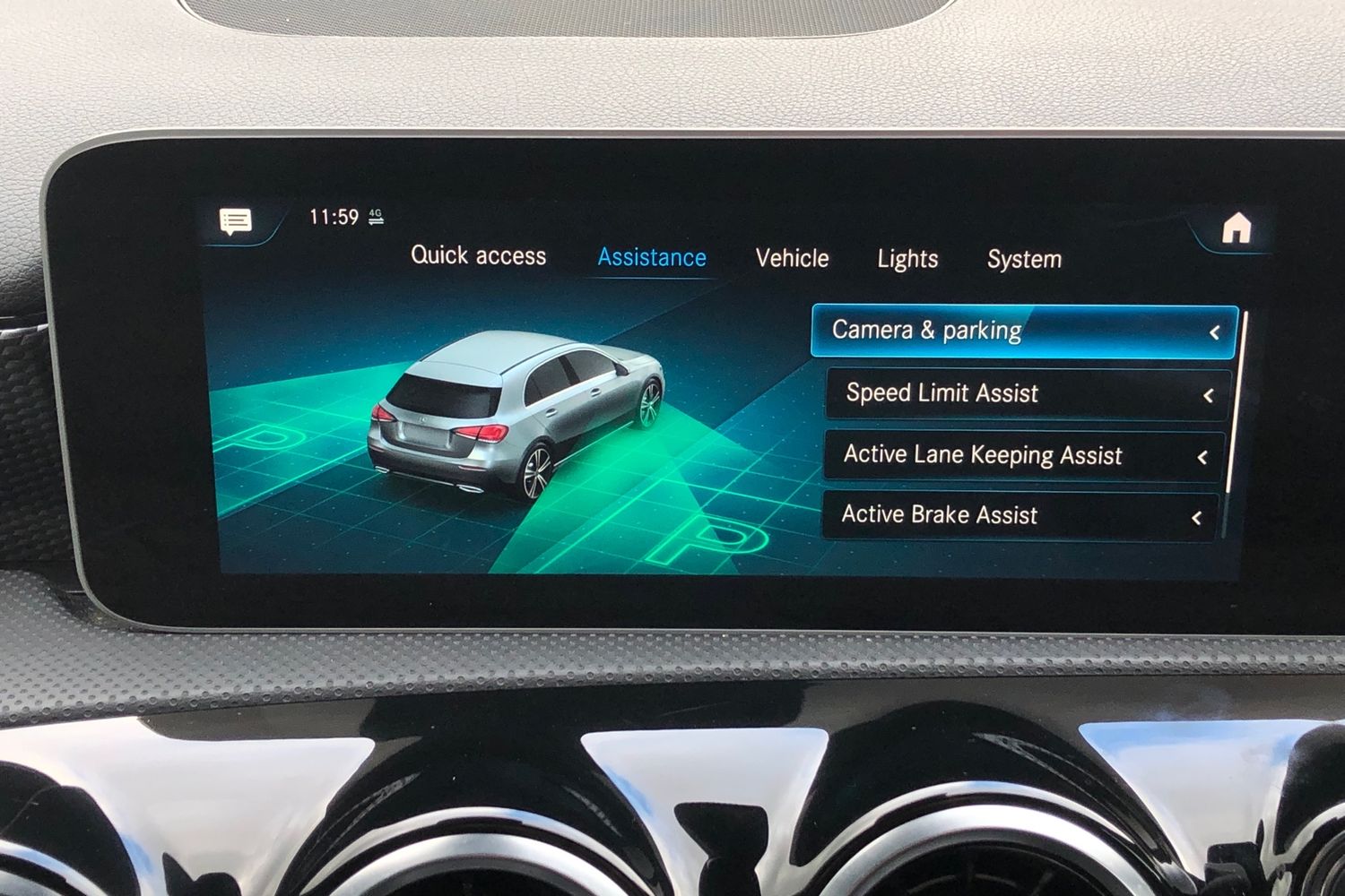 Used Mercedes-Benz A-Class 2019 for sale - 76968122: Photo 14