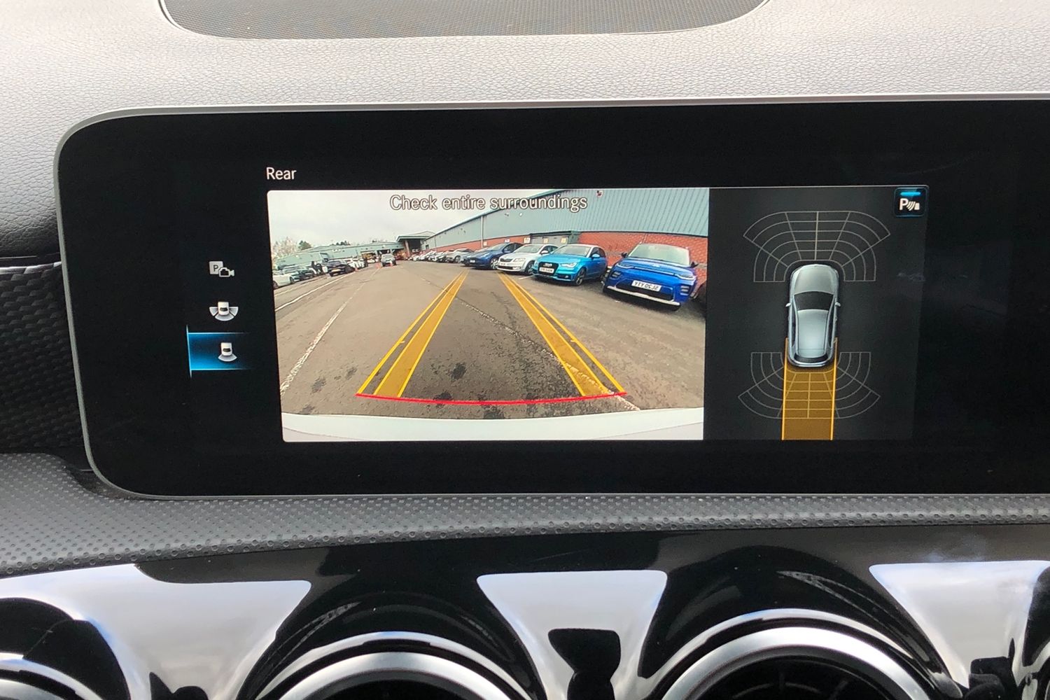 Used Mercedes-Benz A-Class 2019 for sale - 76968122: Photo 18