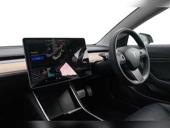 Used Tesla Model 3 2019 for sale - 79507531: Photo