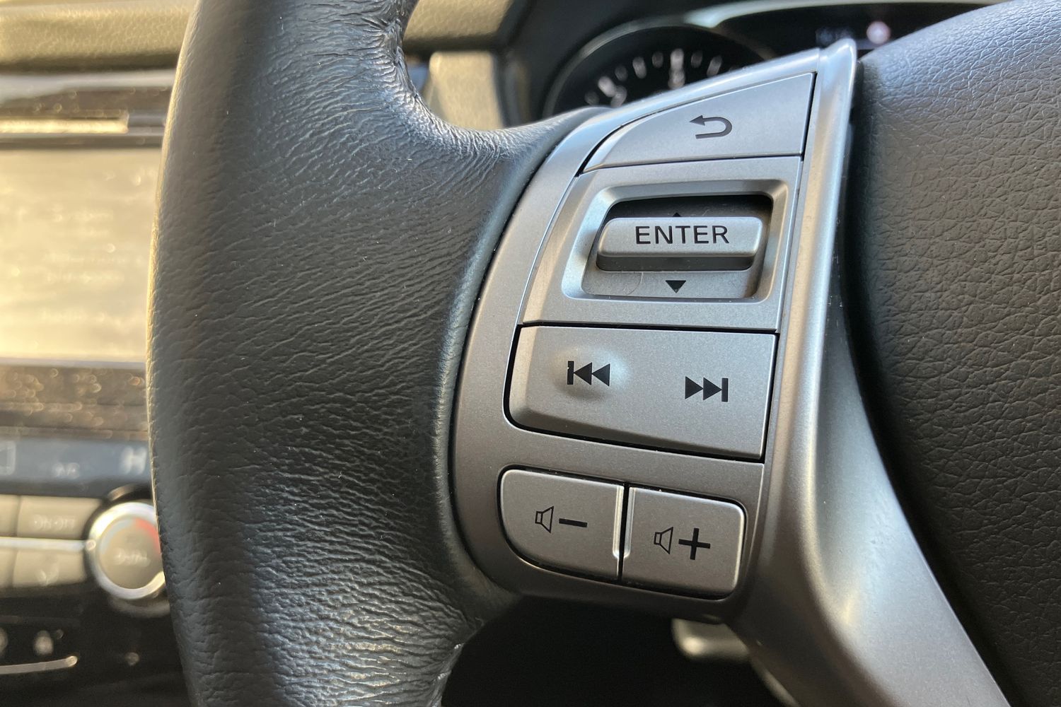 Used Nissan X-Trail 2017 for sale - 76334428: Photo 13