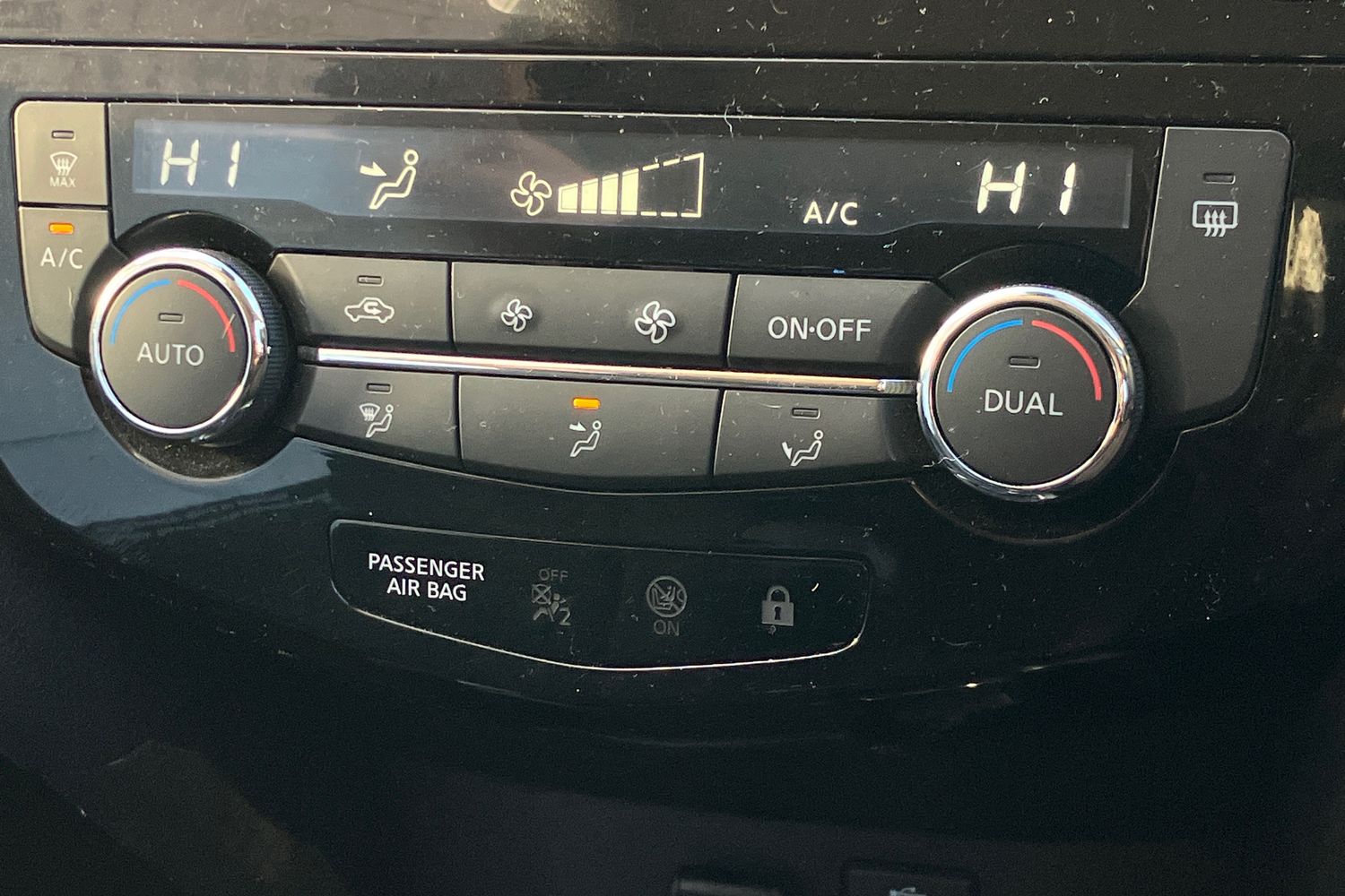 Used Nissan X-Trail 2017 for sale - 76334428: Photo 9