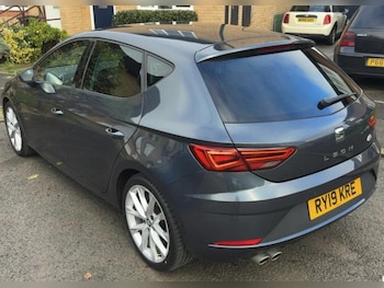 Used SEAT Leon 2019 for sale - 76739472: Photo