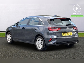 Used Kia Ceed 2019 for sale - 75924800: Photo