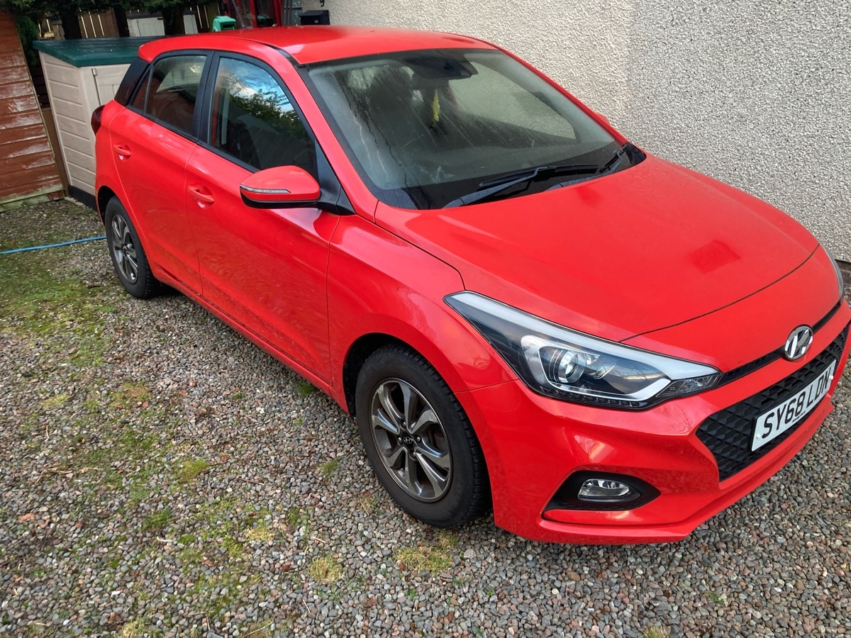 Used Hyundai i20 2018 for sale - 77327416: Photo 2