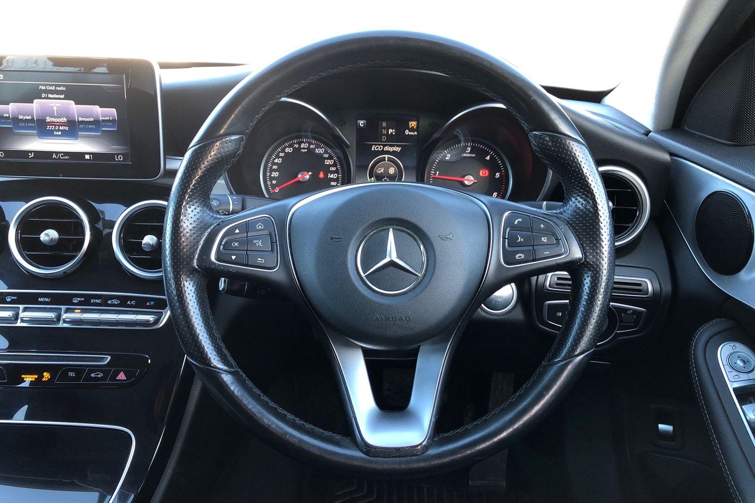 Used Mercedes-Benz C Class 2016 for sale - 77294635: Photo 4