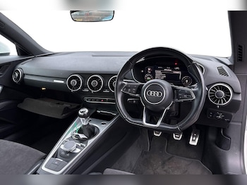 Used Audi TT 2017 for sale - 76364643: Photo