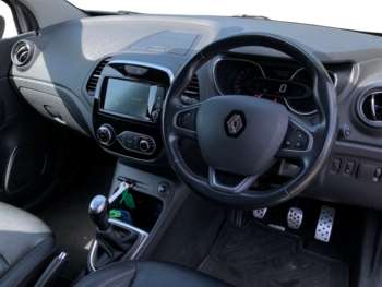 Used Renault Captur 2017 for sale - 74566643: Photo