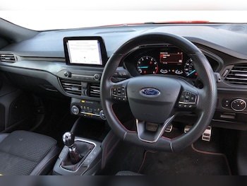 Used Ford Focus 2019 for sale - 77037391: Photo