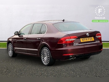 Used Skoda Superb 2014 for sale - 76961552: Photo