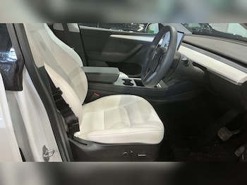 Used Tesla Model Y 2023 for sale - 79588469: Photo
