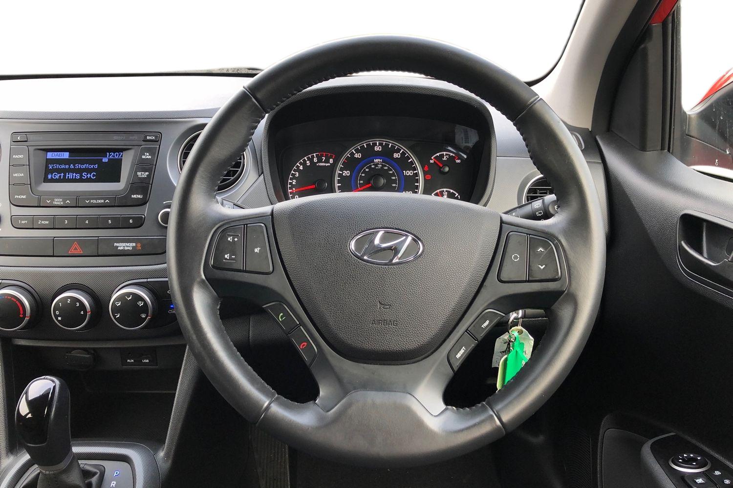 Used Hyundai i10 2019 for sale - 77527780: Photo 5