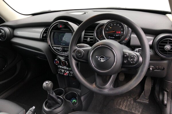 Used MINI Hatch 2020 for sale - 76148863: Photo 3