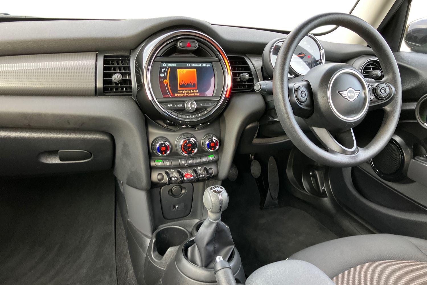 Used MINI Hatch 2020 for sale - 76148863: Photo 4