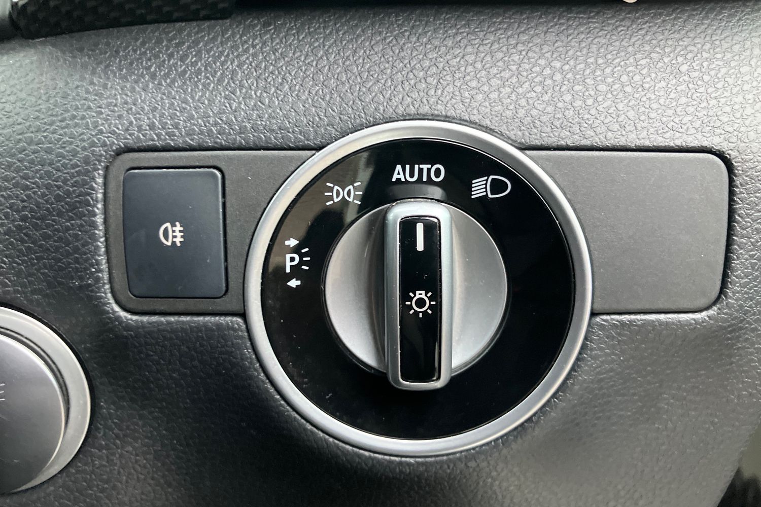 Used Mercedes-Benz B Class 2018 for sale - 77435971: Photo 23