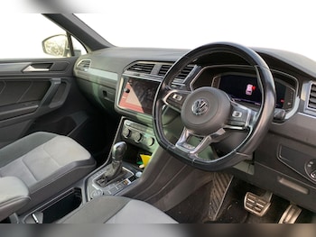 Used Volkswagen Tiguan 2019 for sale - 76909523: Photo