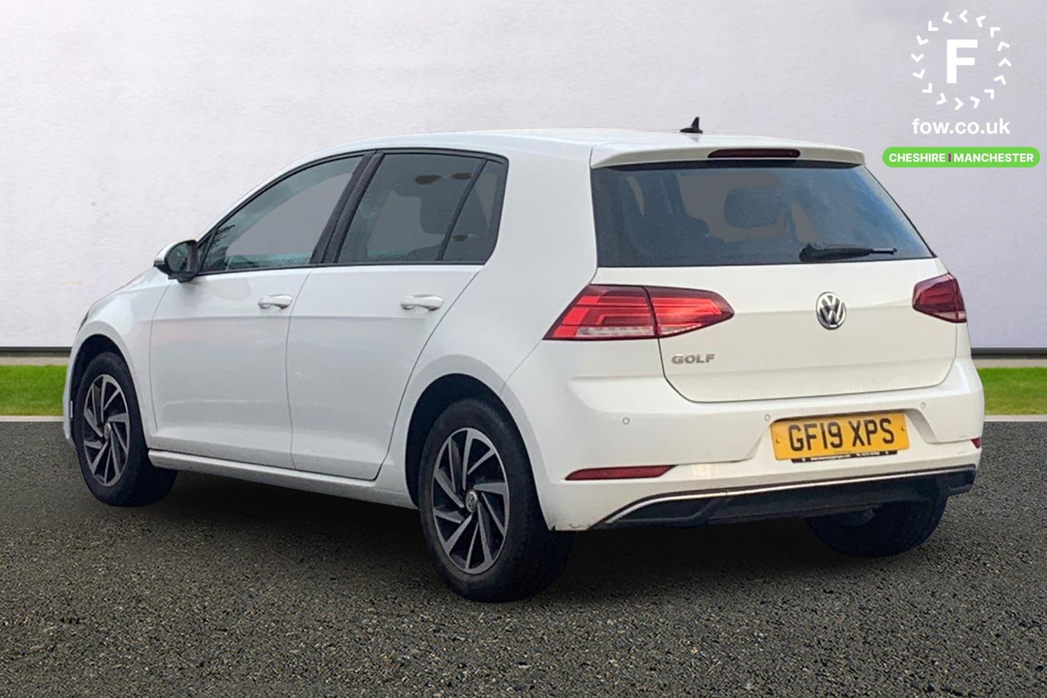 Used Volkswagen Golf 2019 for sale - 77172580: Photo 2