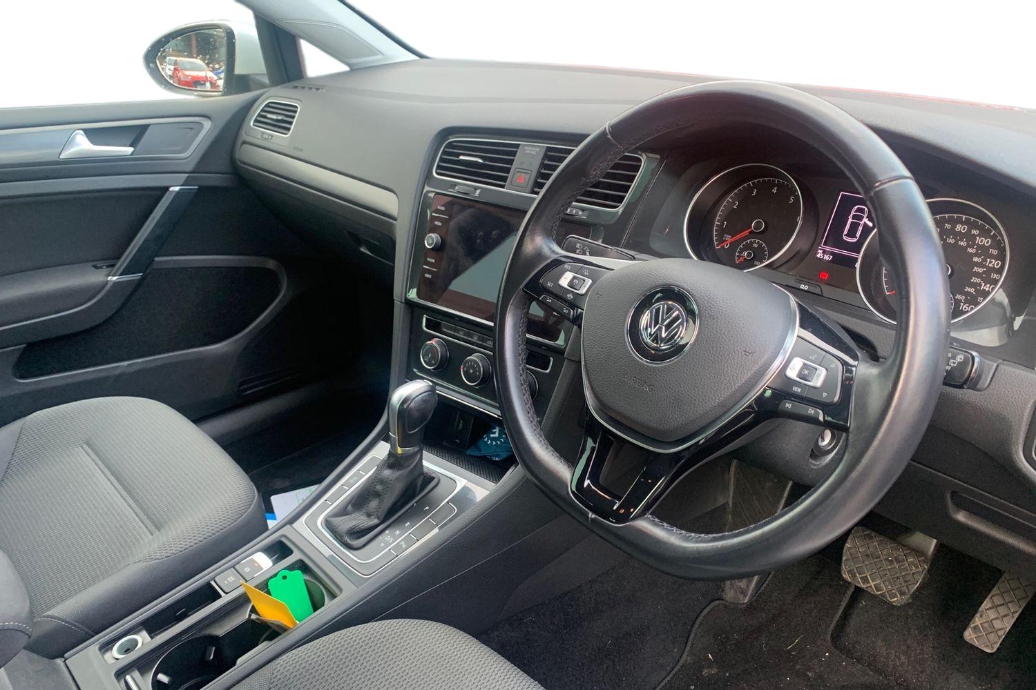 Used Volkswagen Golf 2019 for sale - 77172580: Photo 3
