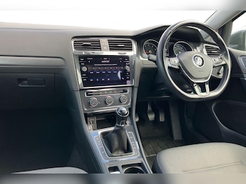 Used Volkswagen Golf 2019 for sale - 79010439: Photo