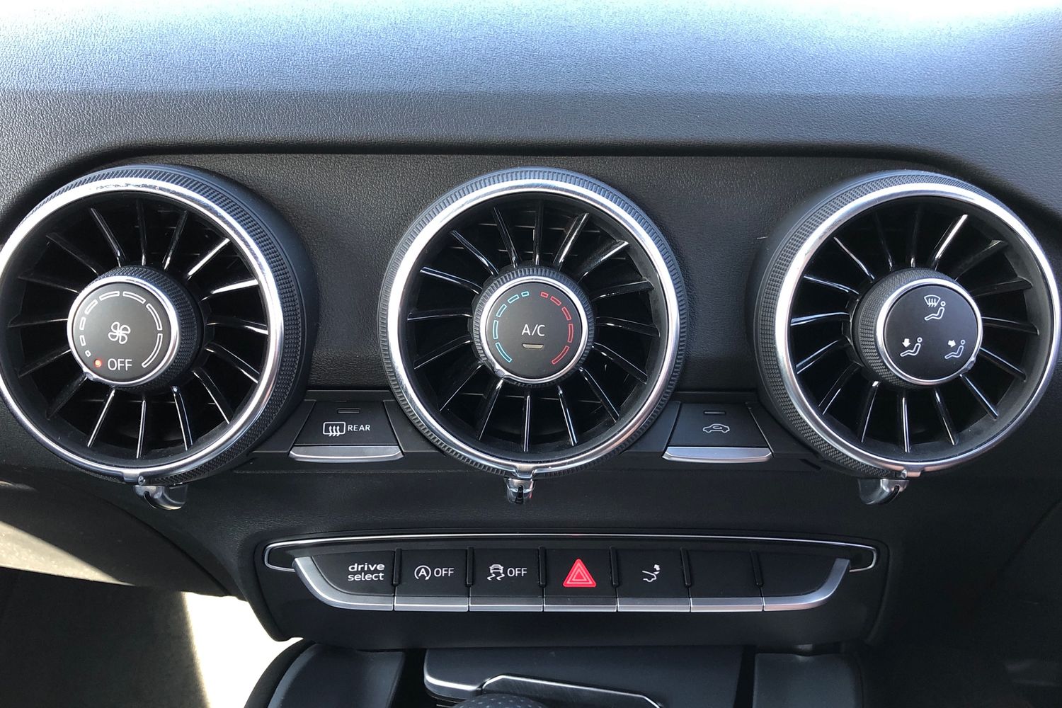 Used Audi TT 2021 for sale - 75932621: Photo 9