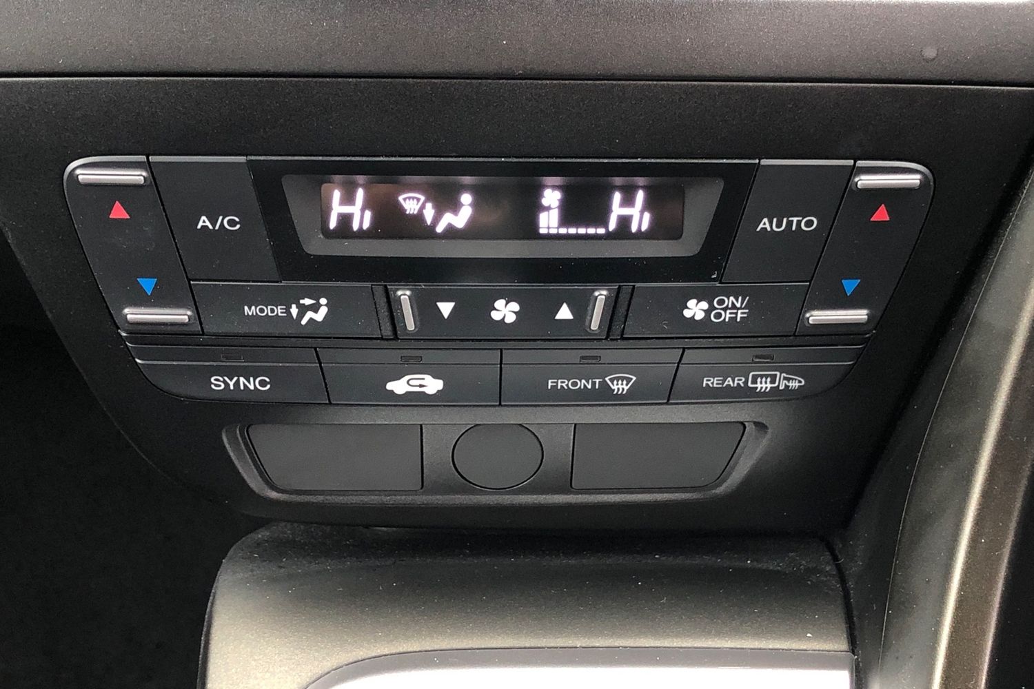 Used Honda Civic 2017 for sale - 76884170: Photo 14