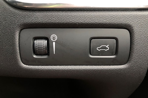 Used Volvo XC60 2019 for sale - 76219887: Photo 14