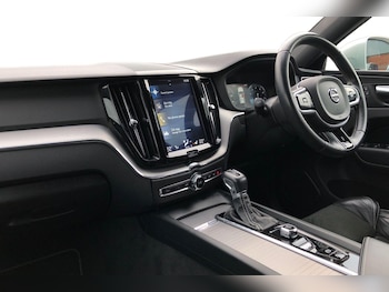 Used Volvo XC60 2019 for sale - 76219887: Photo