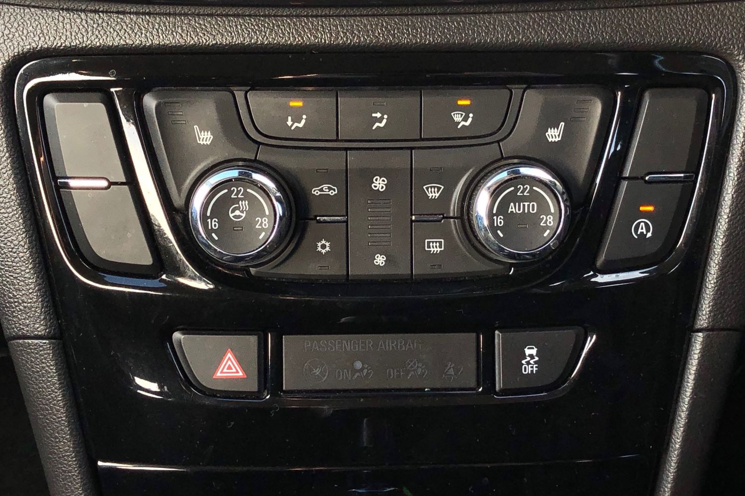 Used Vauxhall Mokka 2019 for sale - 76697606: Photo 12