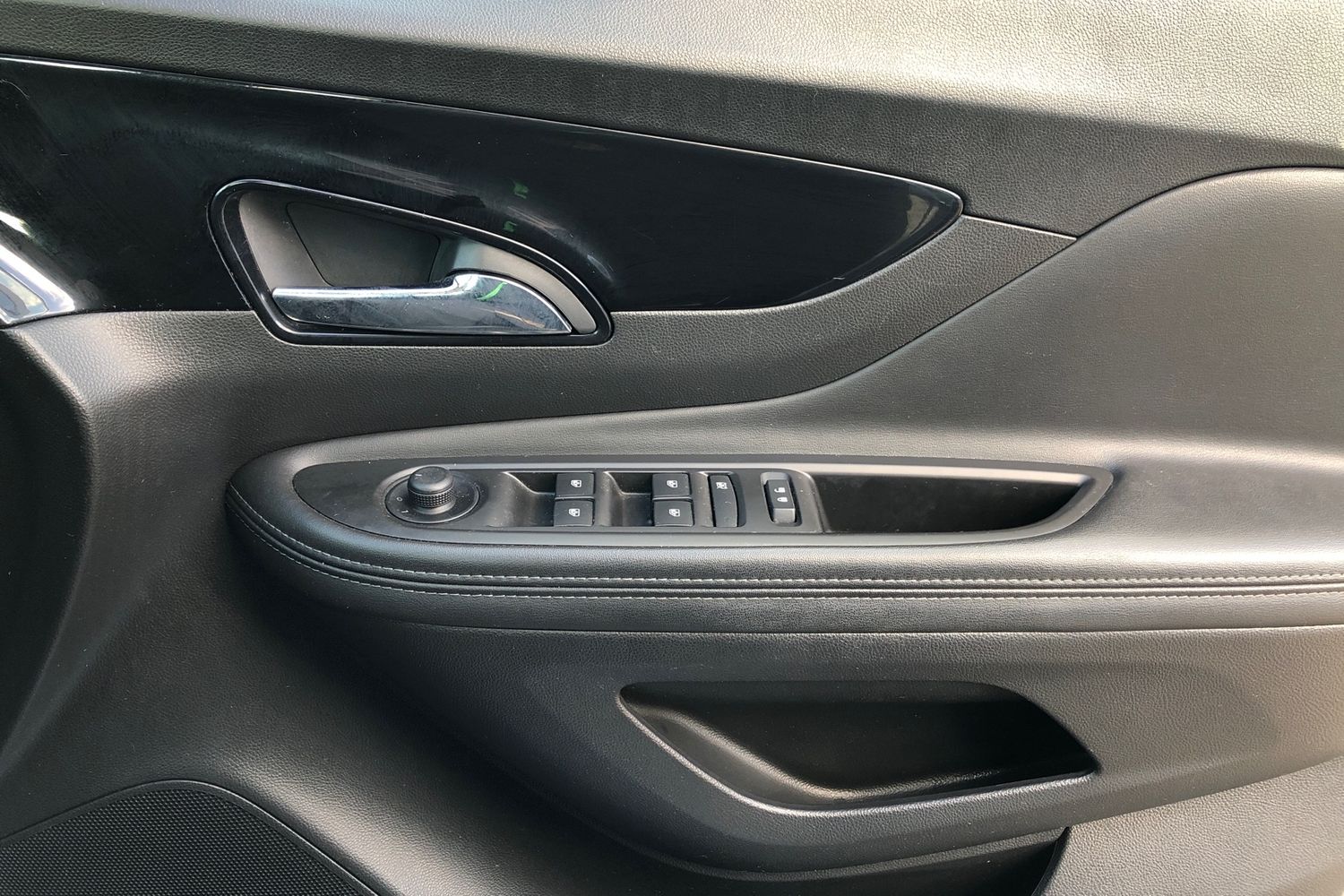 Used Vauxhall Mokka 2019 for sale - 76697606: Photo 15