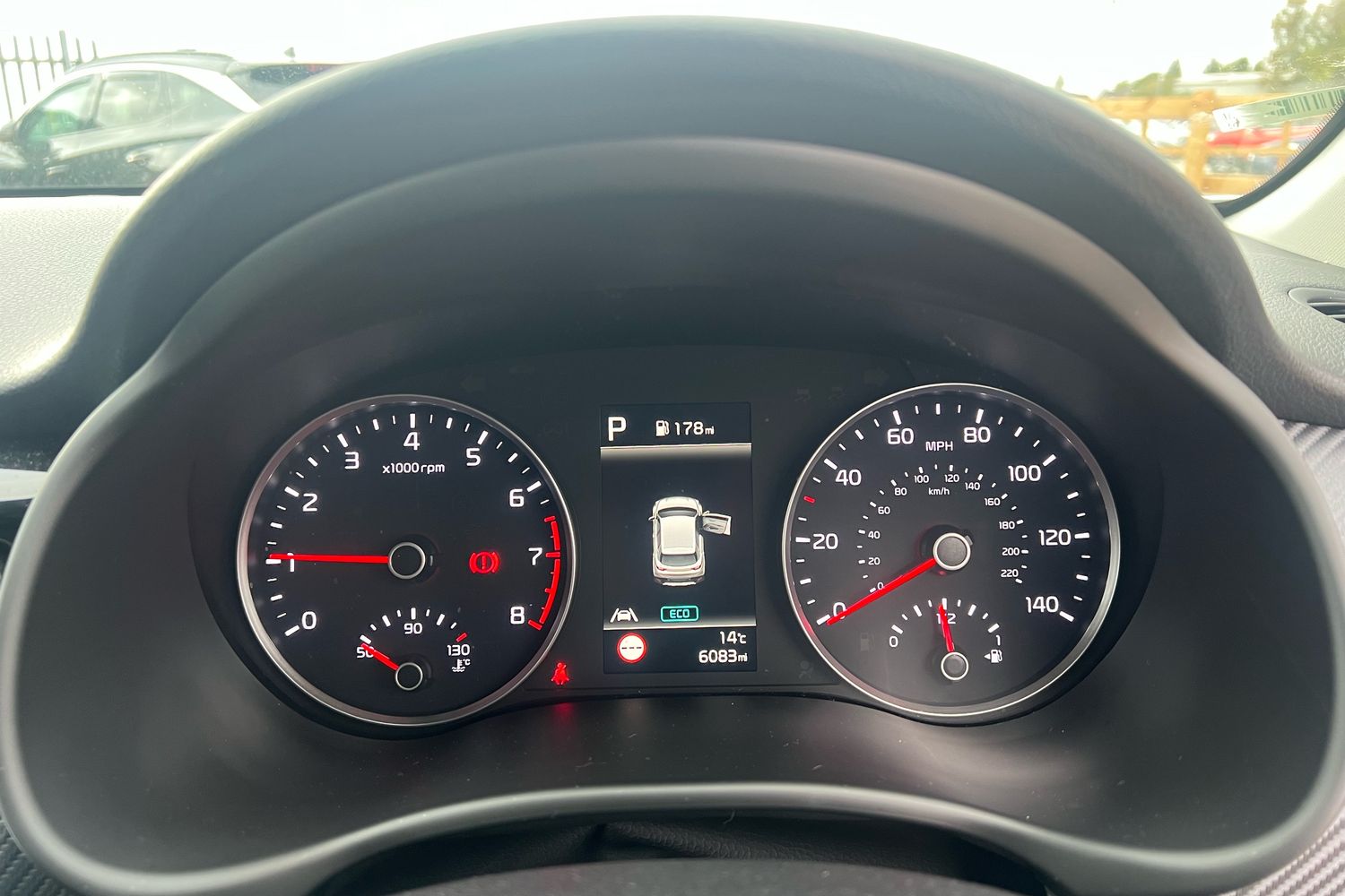 Used Kia Stonic 2024 for sale - 77407571: Photo 9