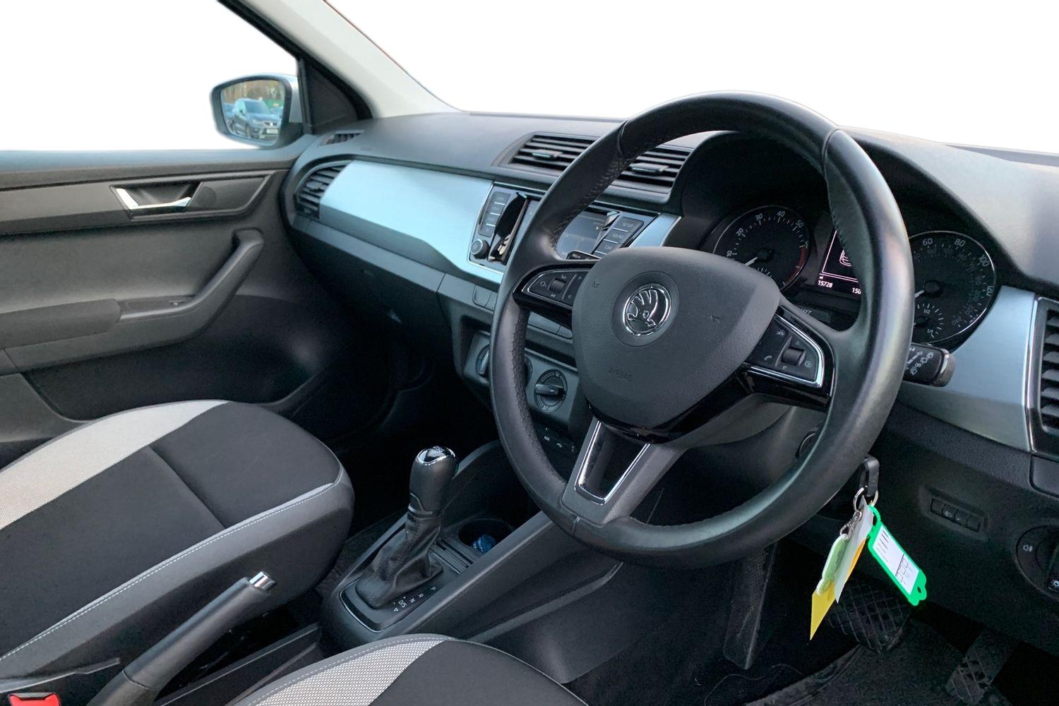 Used Skoda Fabia 2017 for sale - 76789706: Photo 3