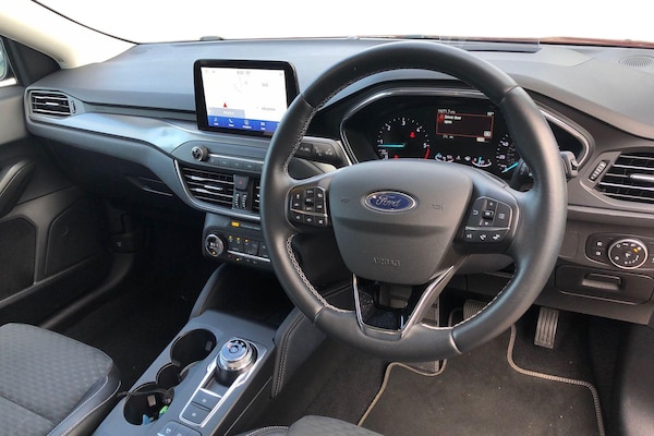 Used Ford Focus 2020 for sale - 76115106: Photo 3