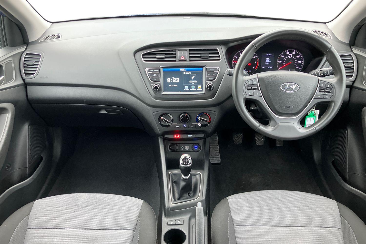 Used Hyundai i20 2020 for sale - 76224714: Photo 3