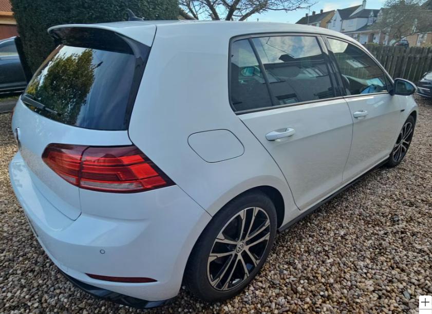 Used Volkswagen Golf 2019 for sale - 77262601: Photo 2
