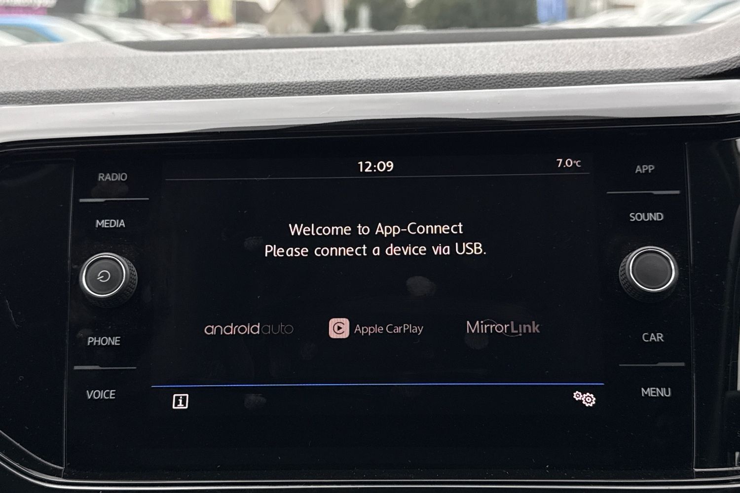 Used Volkswagen T-Cross 2019 for sale - 77779774: Photo 8