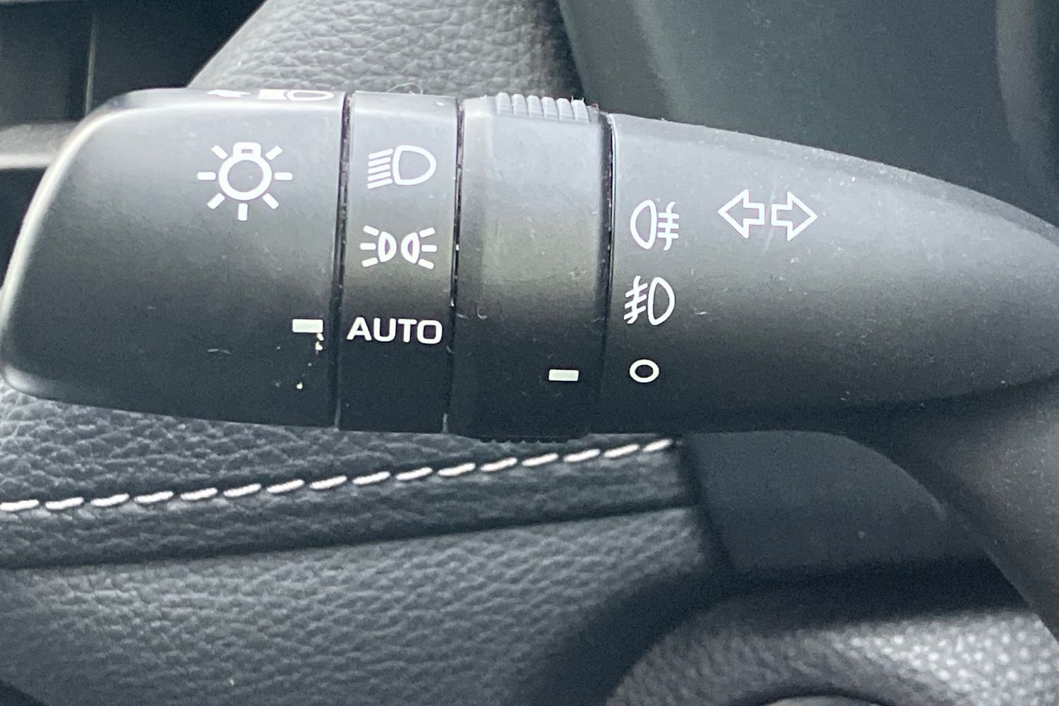 Used Toyota RAV4 2020 for sale - 76662143: Photo 15