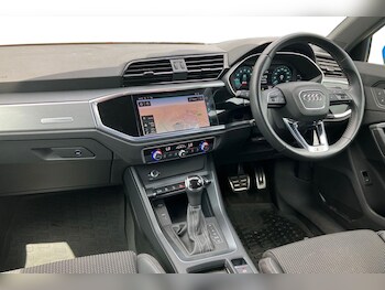 Used Audi Q3 2019 for sale - 75825279: Photo