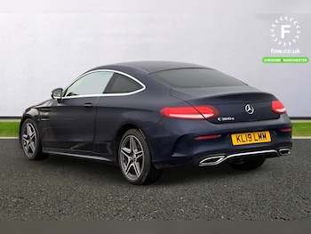 Used Mercedes-Benz C Class 2019 for sale - 76670342: Photo