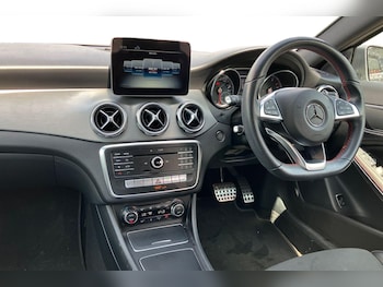 Used Mercedes-Benz GLA 2020 for sale - 79104768: Photo