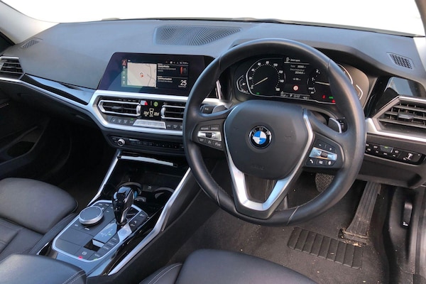 Used BMW 3 Series 2021 for sale - 76030507: Photo 3