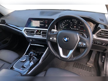 Used BMW 3 Series 2021 for sale - 76030507: Photo