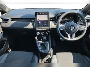 Used Renault Clio 2024 for sale - 79068757: Photo