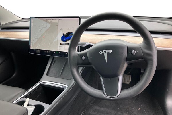 Used Tesla Model 3 2021 for sale - 76280860: Photo 3