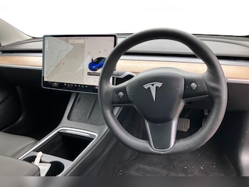 Used Tesla Model 3 2021 for sale - 76280860: Photo 3