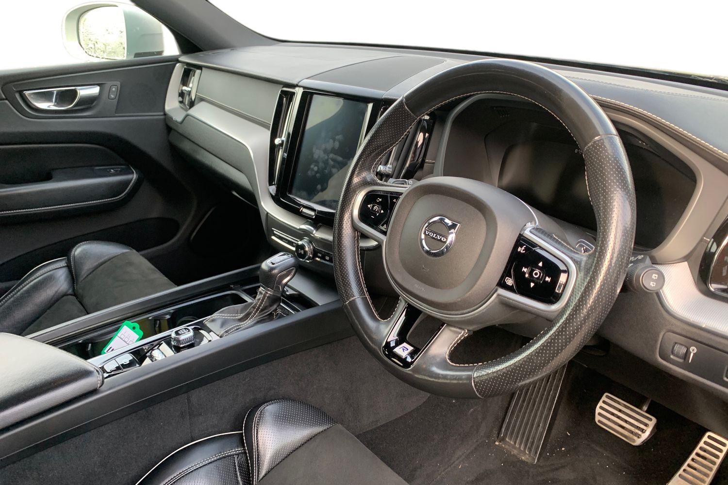 Used Volvo XC60 2018 for sale - 77527564: Photo 3