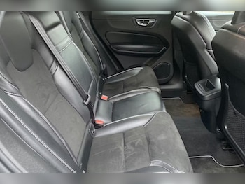 Used Volvo XC60 2018 for sale - 77527564: Photo
