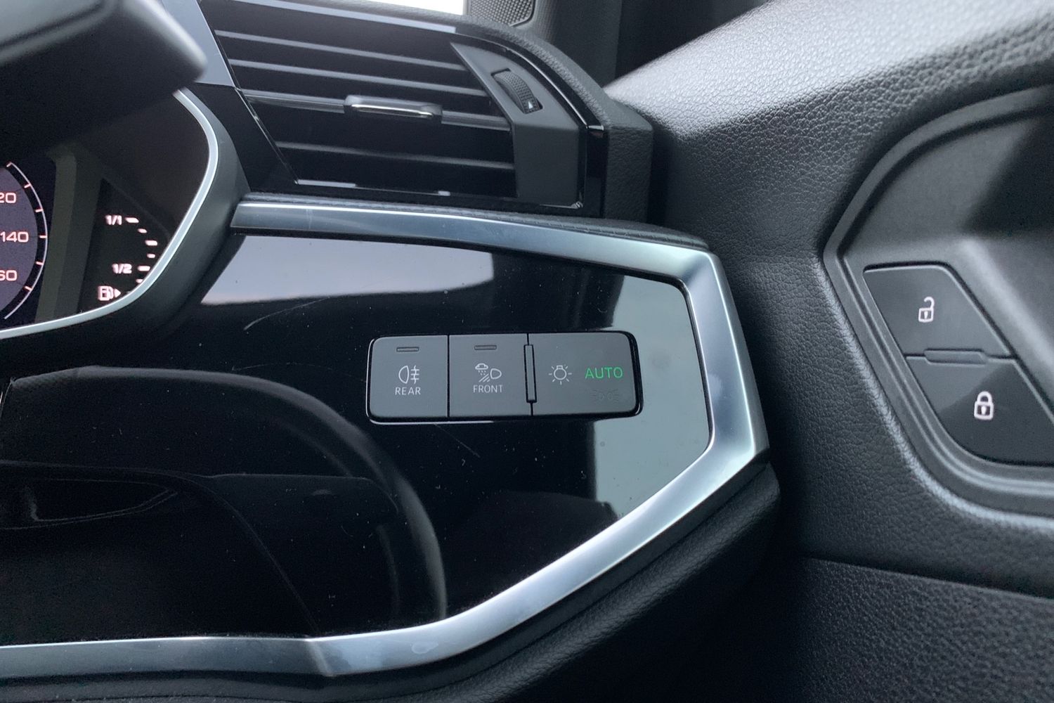 Used Audi Q3 2020 for sale - 76257048: Photo 12