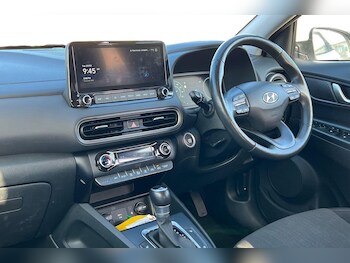 Used Hyundai KONA 2021 for sale - 77820140: Photo