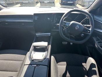 Used Renault Austral 2025 for sale - 79104751: Photo