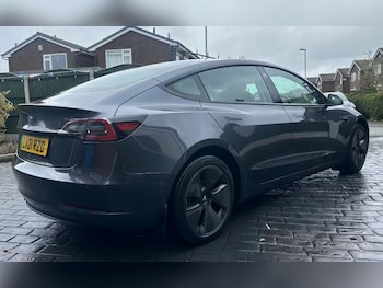 Used Tesla Model 3 2021 for sale - 79082806: Photo
