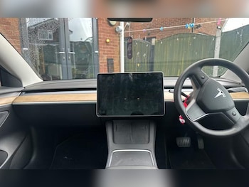 Used Tesla Model 3 2021 for sale - 79082806: Photo